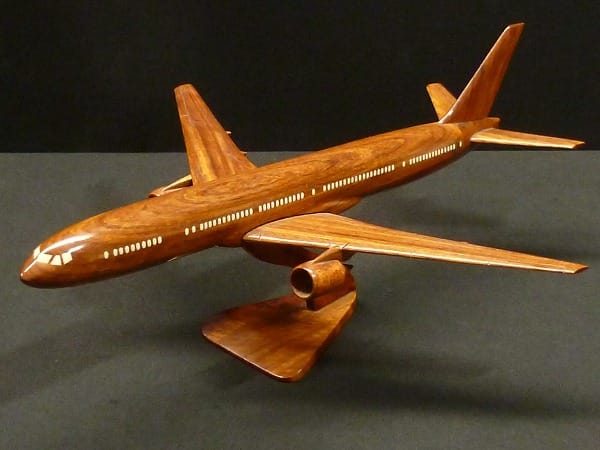 木製 ボーイング 777 B777 ミニチュア 旅客機 模型 置物_1