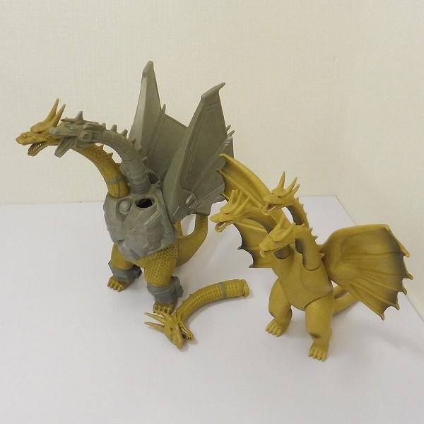 買取実績有!!】ゴジラ 怪獣ソフビ ガイガン モスラ キングギドラ 