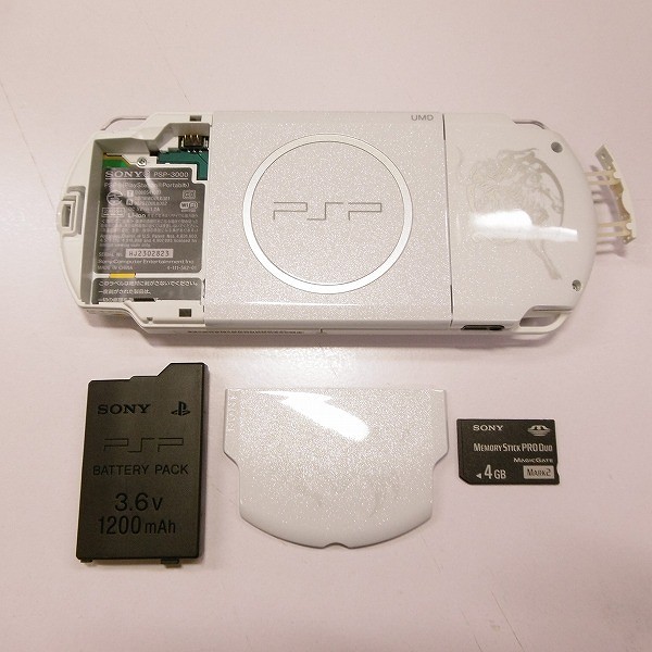 PSP-3000 DISSIDIA FF 20th Anniversary Limited モデル_3