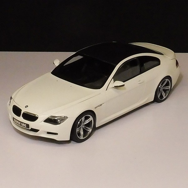 京商 1/18 BMW M6 クーペ ホワイト 白 / Coupe_3