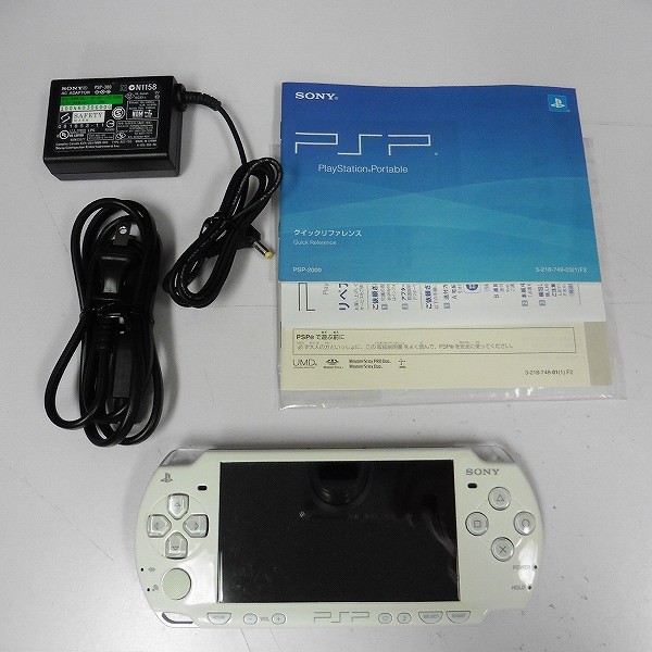 SONY PSP-2000 CW セラミックホワイト_2