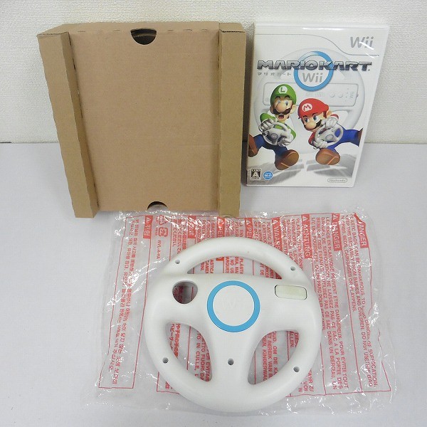 Wii ソフト マリオカート(ハンドル付) + Wii ハンドル マリオ ルイージ ゴールデンハンドル_2