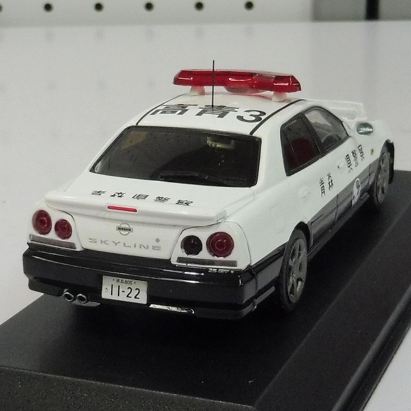 買取実績有!!】RAI'S 1/43 スカイライン 25 GT-t ER34 青森県警察高速