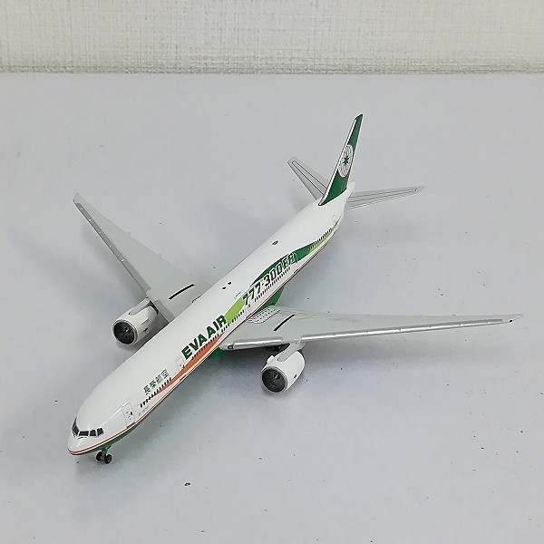 フェニックス 1/400 エバー航空 ボーイング777-35E/ER B16701_3