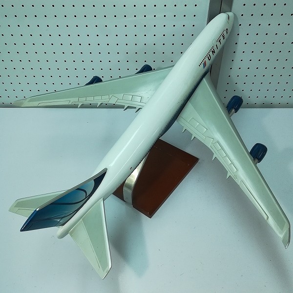 TOYS & MODELS 1/100 ユナイテッド航空 ボーイング 747-400_3