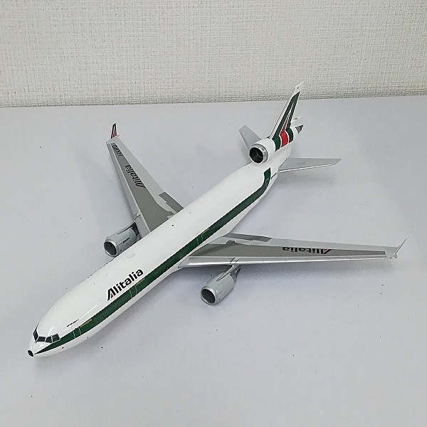 JC wings 1/200 アリタリア航空 マクドネル・ダグラス MD-11 I-DUPD_3