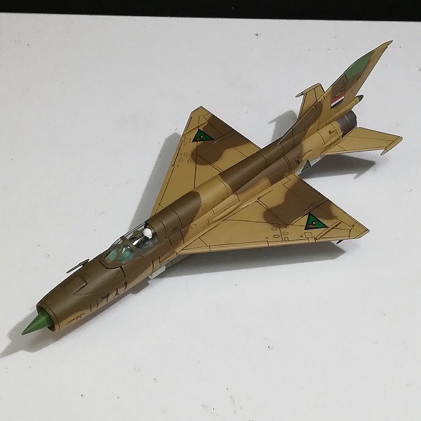 ホビーマスター 1/72 MIG-21 MF イラク空軍 No.681 HA0105_3