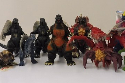 「仮面ライダーゼッツ」などのアイテムも当店へお任せください