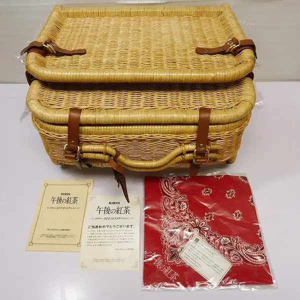 買取】午後の紅茶 すわりのいいコイズミトランク 当選品 | ホビー