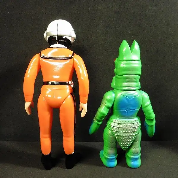 買取】M1号 ウルトラシリーズ ソフビ ハヤタ隊員 バルタン星人