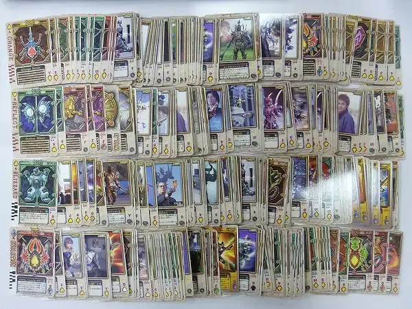 買取】仮面ライダー剣 ラウズカード カードダス 大量 キラ有