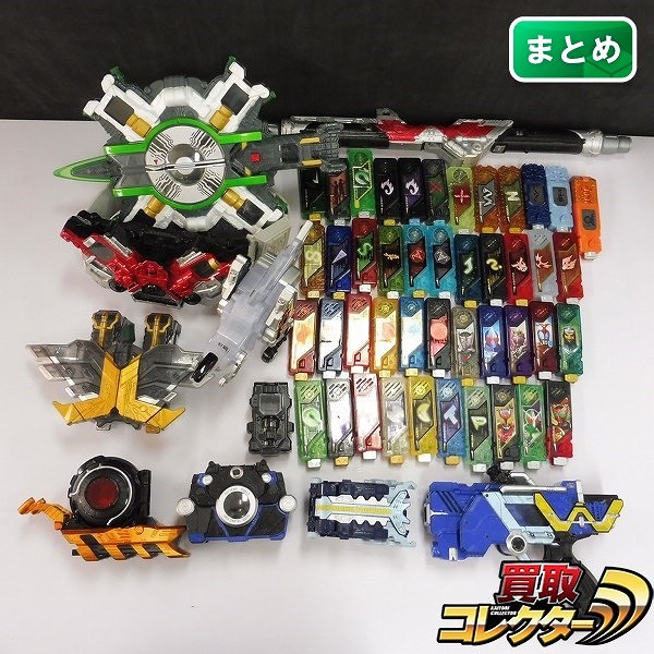 仮面ライダーW なりきり DXダブルドライバー エクストリームメモリ プリズムビッカー 他