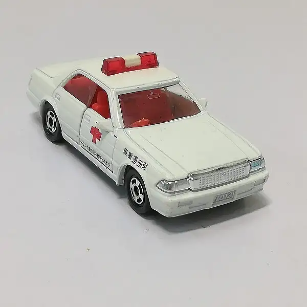 F830_3.webp