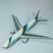 買取】フェニックス 1/400 JAS ボーイング 777-200 レインボーセブン