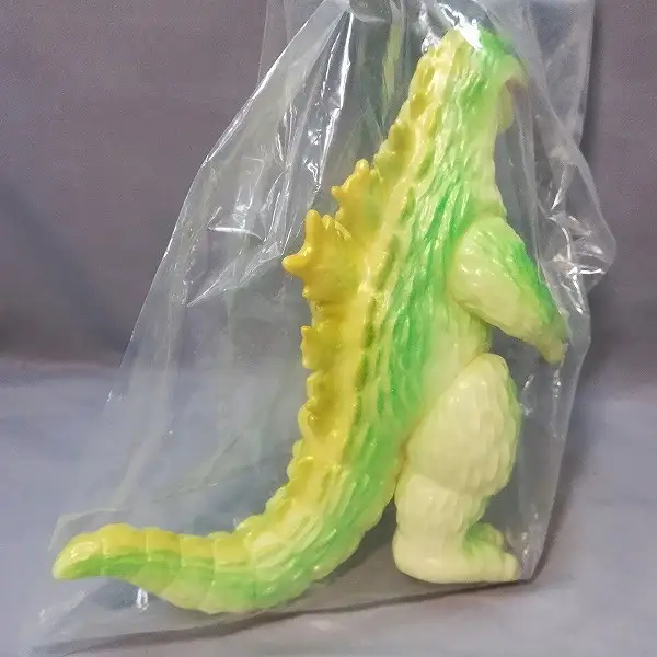 買取】パイロットエース 怪獣ダイナマイツ! ゴジラ 1962 蓄光 一般販売