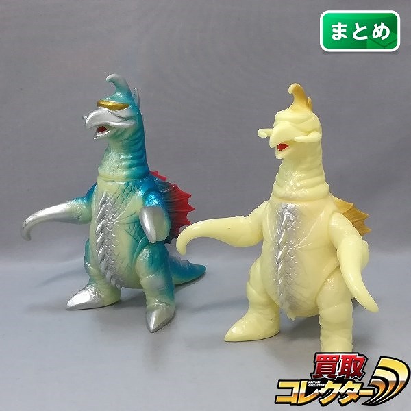 買取】スラッシュカンパニー 怪獣愛蔵組 復刻 ガイガン 蓄光 2種 / 地球攻撃命令 ゴジラ対ガイガン | ゴジラシリーズ |  実績価格【買取コレクター】