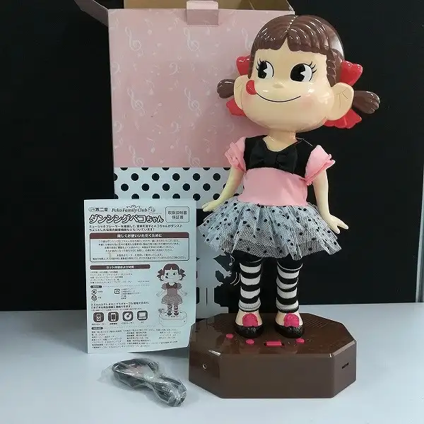 【希少/未使用】不二家 ダンシングペコちゃんPEKO DANCING DOLL 買取】不二家 ペコちゃん ダンシングペコちゃん Peko's Winter