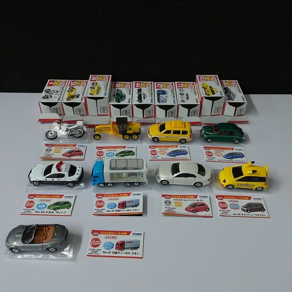 買取】TOMY トミカ 新車シール 2005 トヨタ プロボックス 道路公団