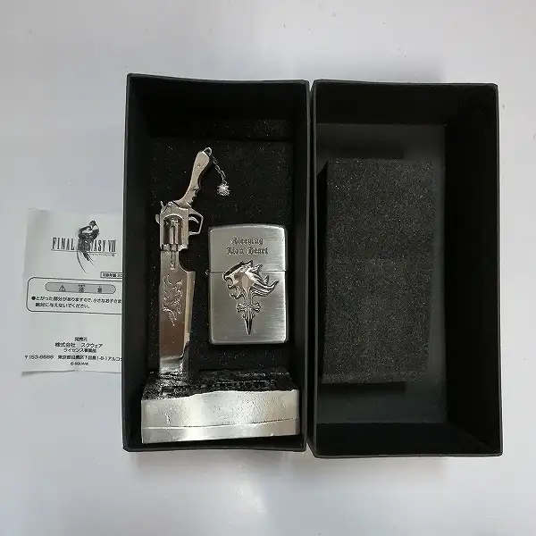 買取】FINAL FANTASY VIII ZIPPO LIMITED EDITION ガンブレード 台座
