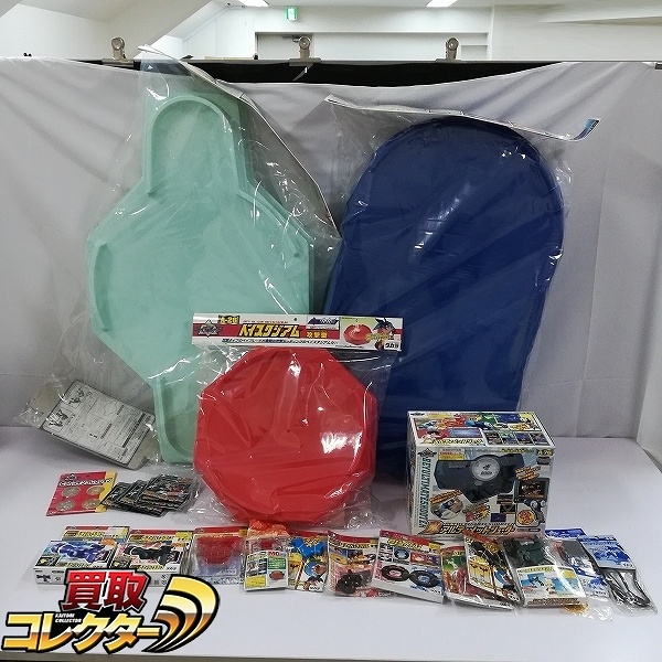 タカラ 爆転シュート ベイブレード ベイスタジアム スーパーWサイズタイプ Bアルティメットシューター スナイパースコープ 他