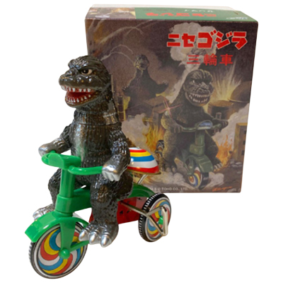 ニセゴジラ三輪車 M1号