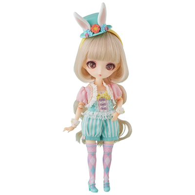 Charlotte Melone Harmonia bloom Seasonal Doll