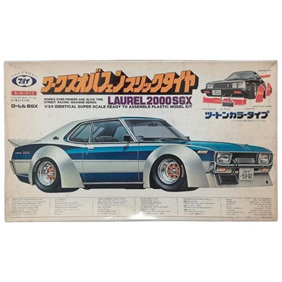 ローレル 2000SGX ツートンカラー ワークスオバフェンスリックタイヤ No.2 マルイ 1/24