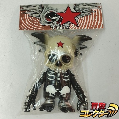 スカルウイング 白×黒 SECRET BASE×ASTRO ZOMBIES