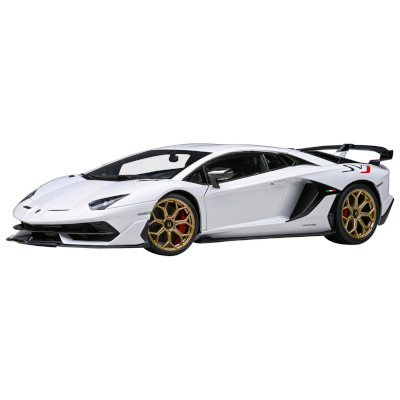 ランボルギーニ アヴェンタドール SVJ パール・ホワイト オートアート 1/18