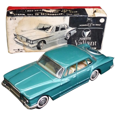 PLYMOOTH Valiant 1961 SEDAN 萬代屋